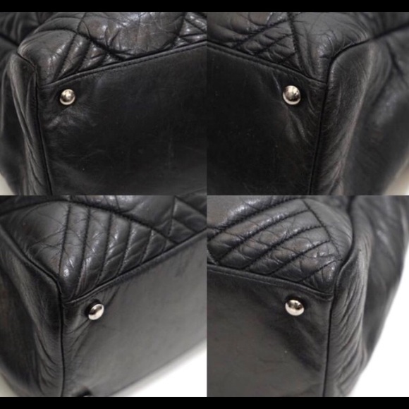 Chanel Jumbo Quilted Lambskin Shoulder Bag - Picture 6 of 8